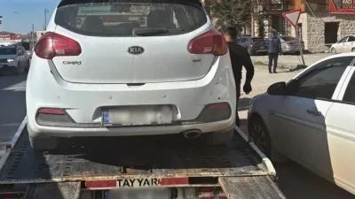 Kahramanmaraş’ın Afşin ilçesinde trafikte başka bir aracı ısrarla takip ederek