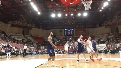 Kipaş İstiklal Basketbol, 1. Ligi Play-Off çeyrek final serisinin ilk