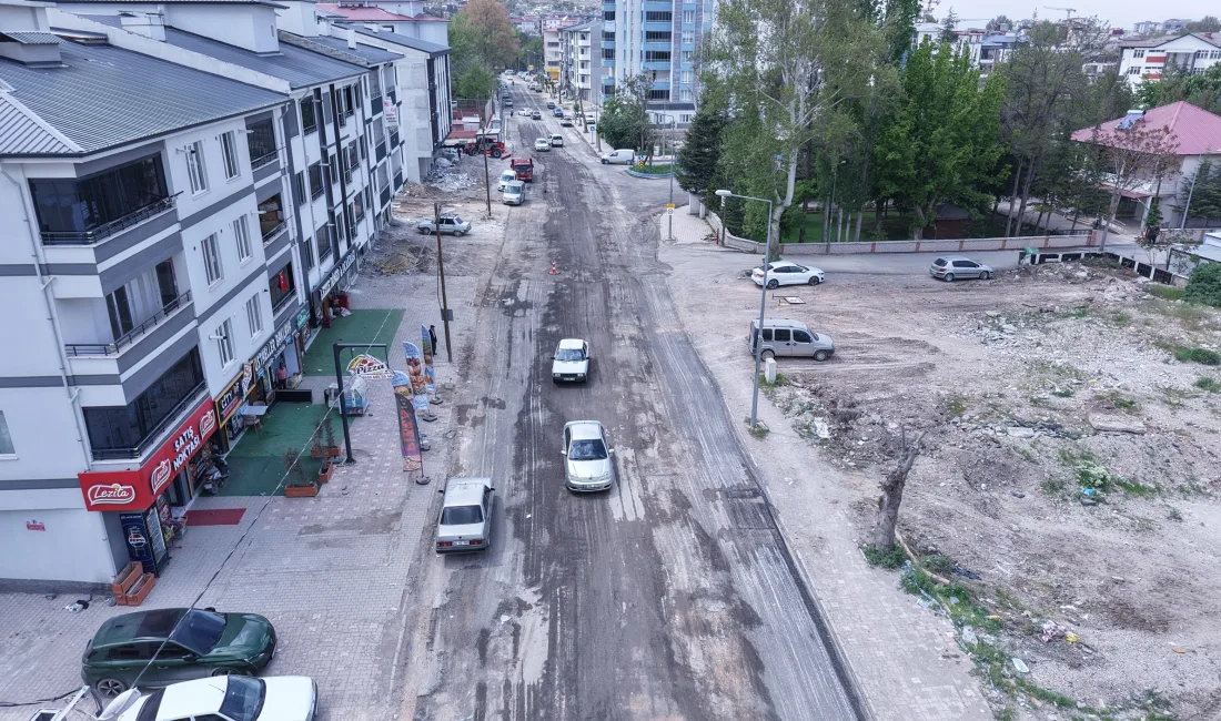Kahramanmaraş Büyükşehir Belediyesi, Elbistan’ın ulaşımdaki can damarlarından 2,5 kilometrelik Pınarbaşı