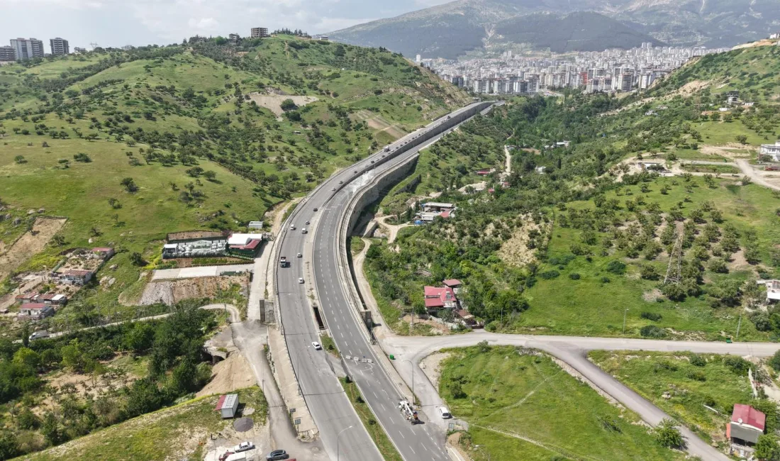Kahramanmaraş Büyükşehir Belediyesi, Onikişubat Sümbüllü Caddesi’nde çalışma gerçekleştirilecek. Çalışmalardan dolayı