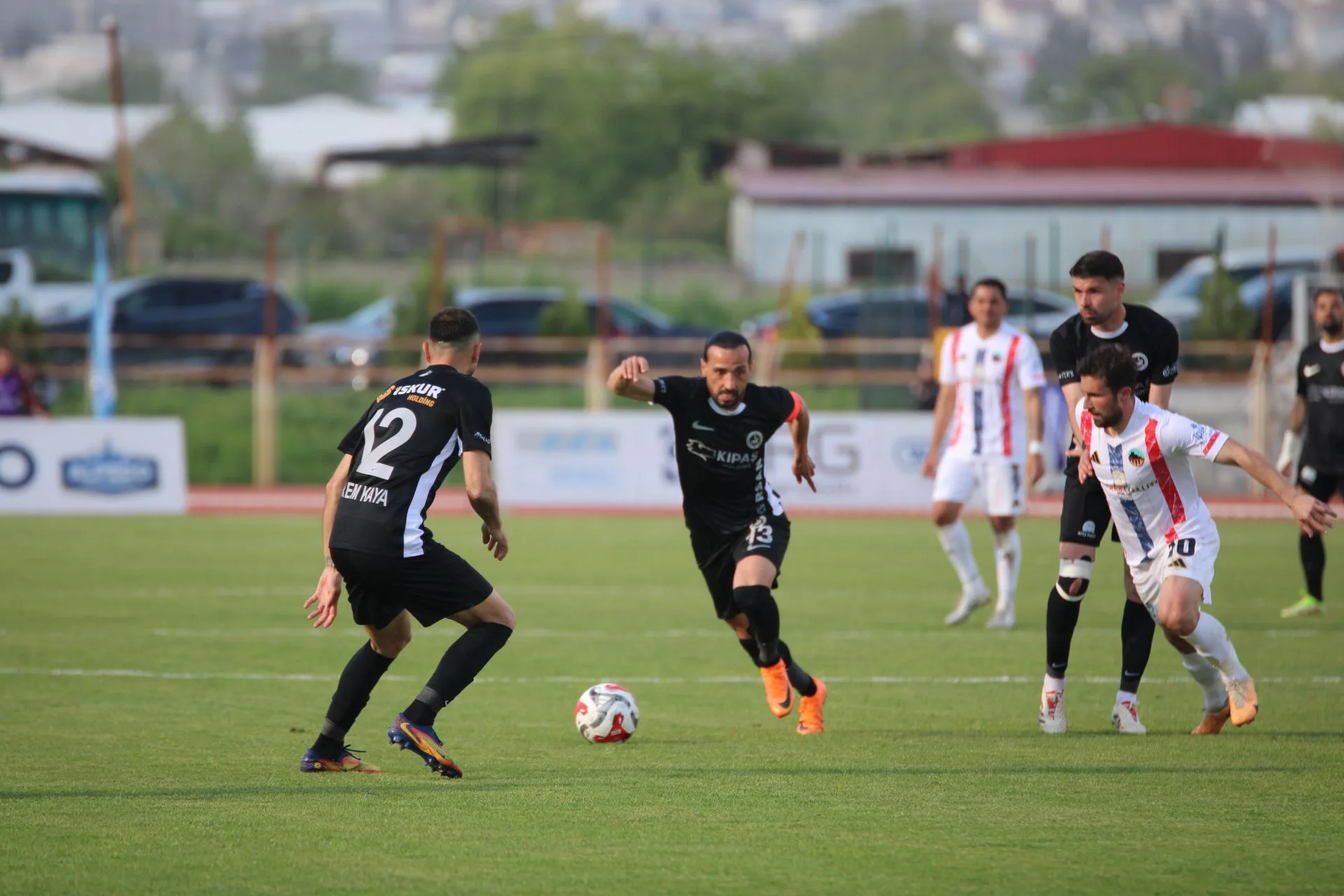 İstiklalspor’da kritik maç öncesinde flaş gelişme: O isim kadro dışı!