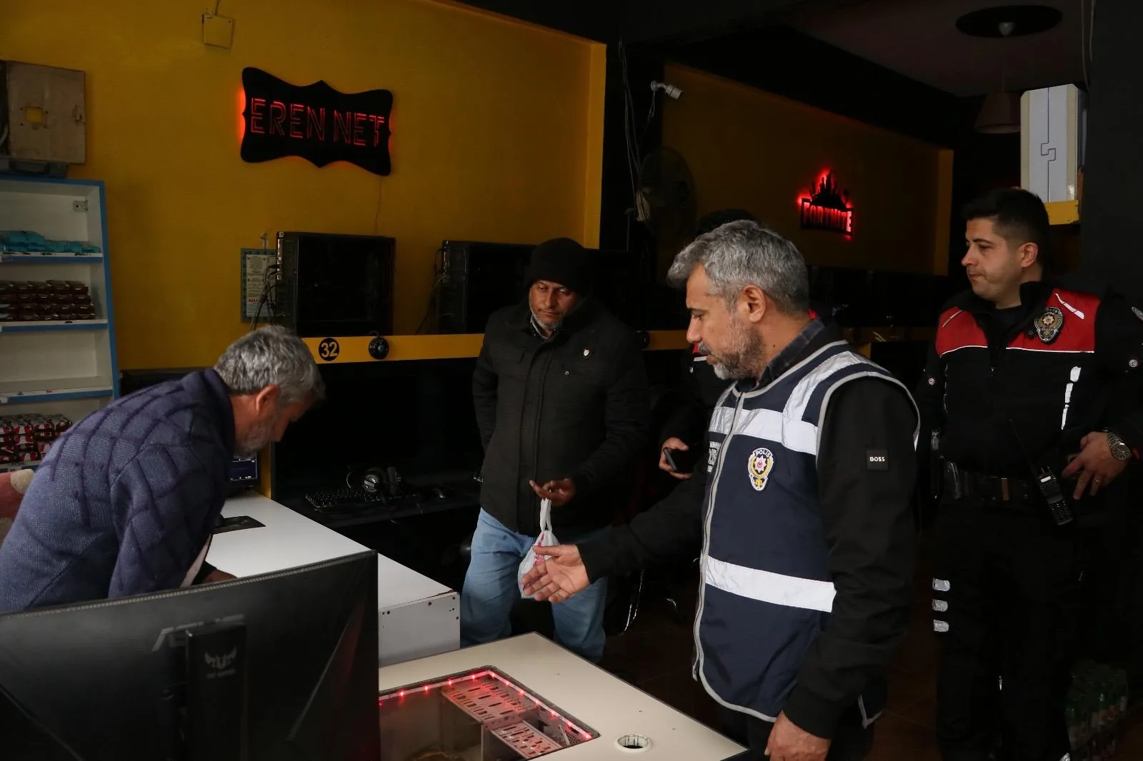 Kahramanmaraş’ta sıkı denetim: “Güvenli okul güçlü gelecek”