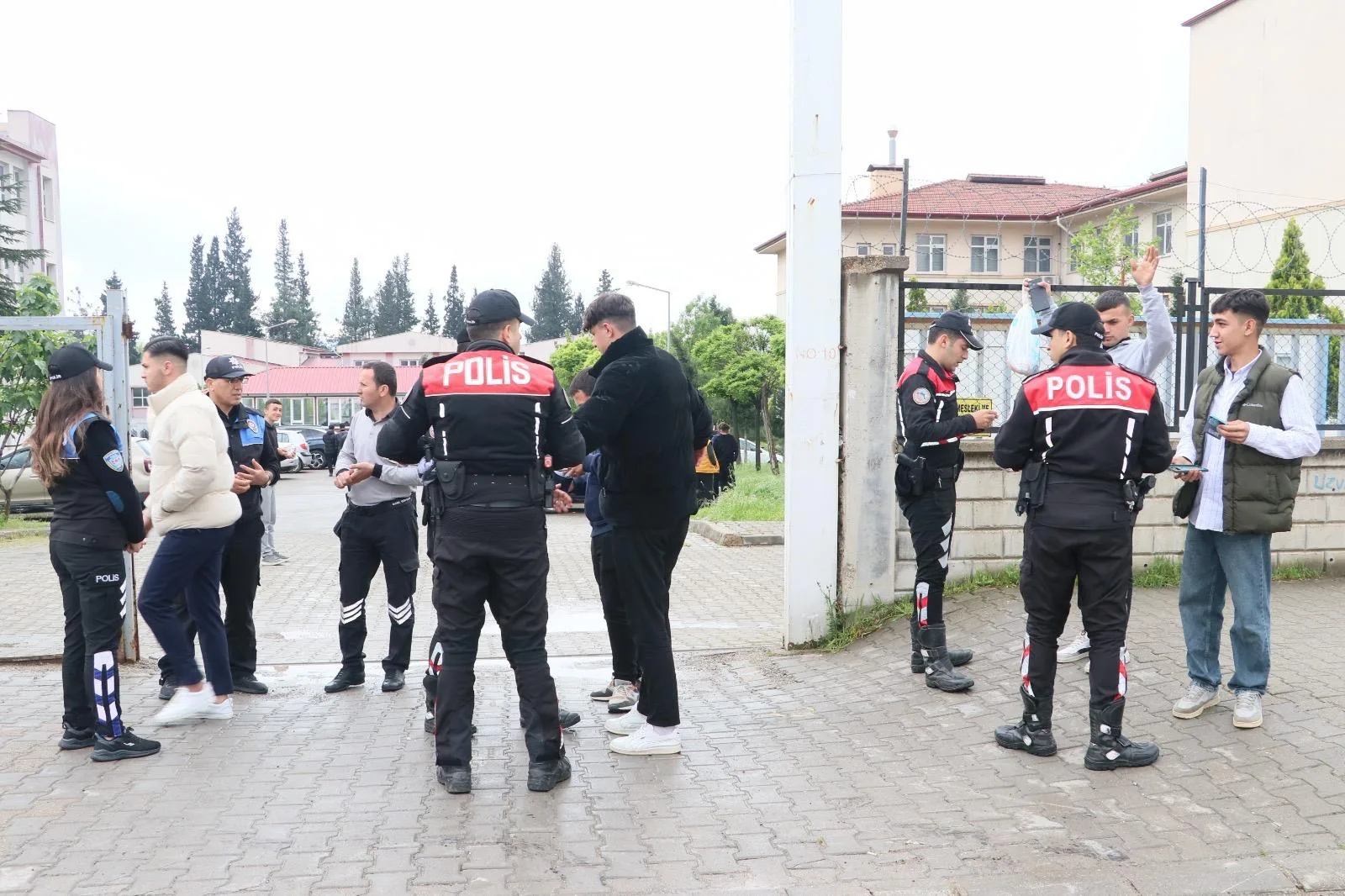 Kahramanmaraş’ta sıkı denetim: “Güvenli okul güçlü gelecek”