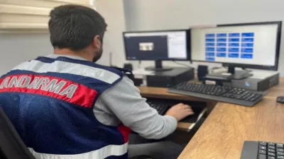 Kahramanmaraş merkezli yürütülen nitelikli dolandırıcılık operasyonunda, sosyal medya üzerinden düşük