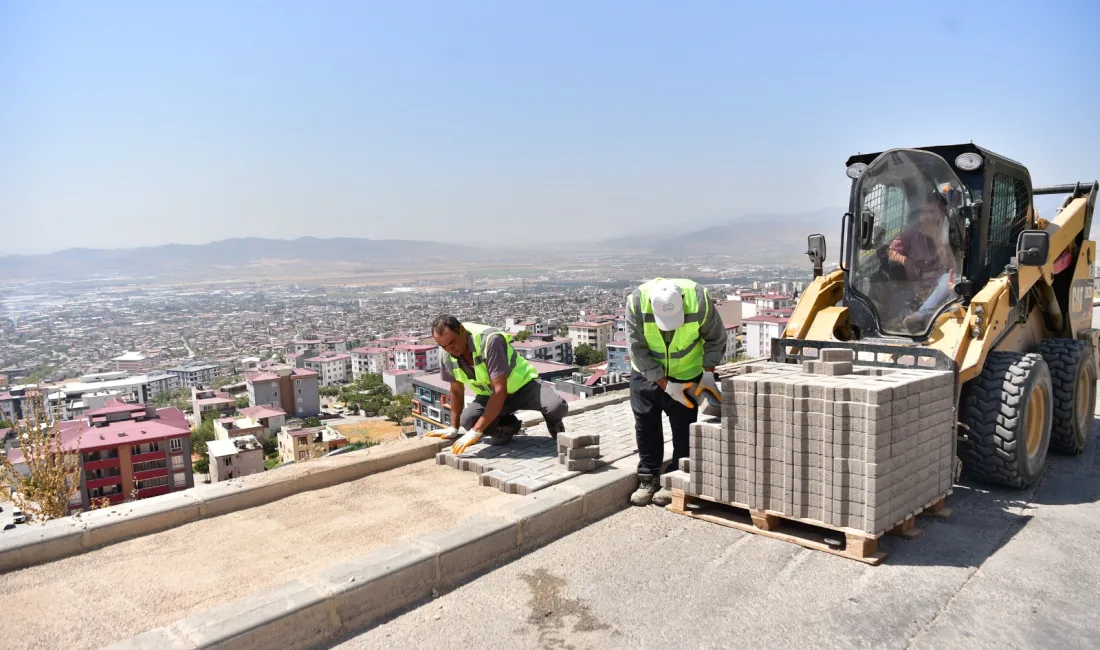 İlçe genelinde üstyapı çalışmalarını planlı ve programlı şekilde sürdüren Dulkadiroğlu