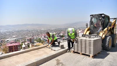 İlçe genelinde üstyapı çalışmalarını planlı ve programlı şekilde sürdüren Dulkadiroğlu