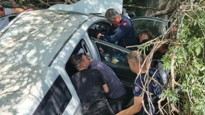 Kahramanmaraş’ta yaşanan korkunç kazada ticari araç kanala uçtu. Kazada 4