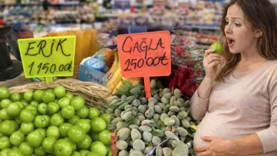 Kahramanmaraş’ta baharın habercisi olan turfanda erik ve çağla tezgahlarda yerini