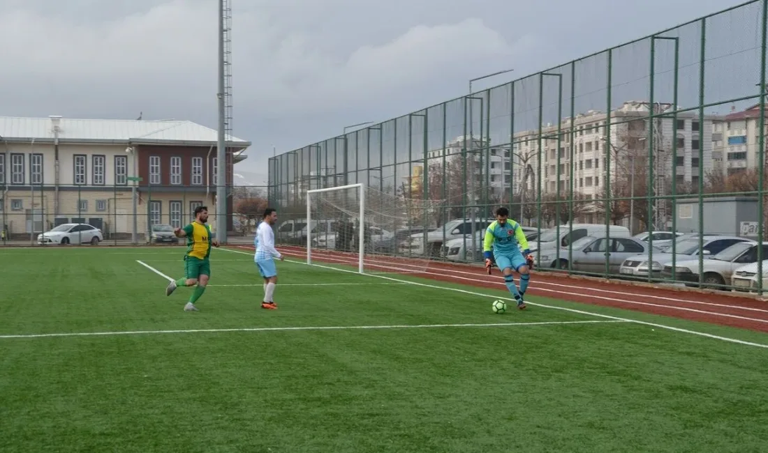 Kahramanmaraş 2. Amatör Lig’de haftanın beklenen mücadelesinde, futbolseverler tam 6