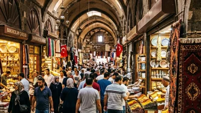 Şehrimizde yatırımın kalbi olarak bilinen Kuyumcular Çarşısı’nda son günlerde yoğunluk