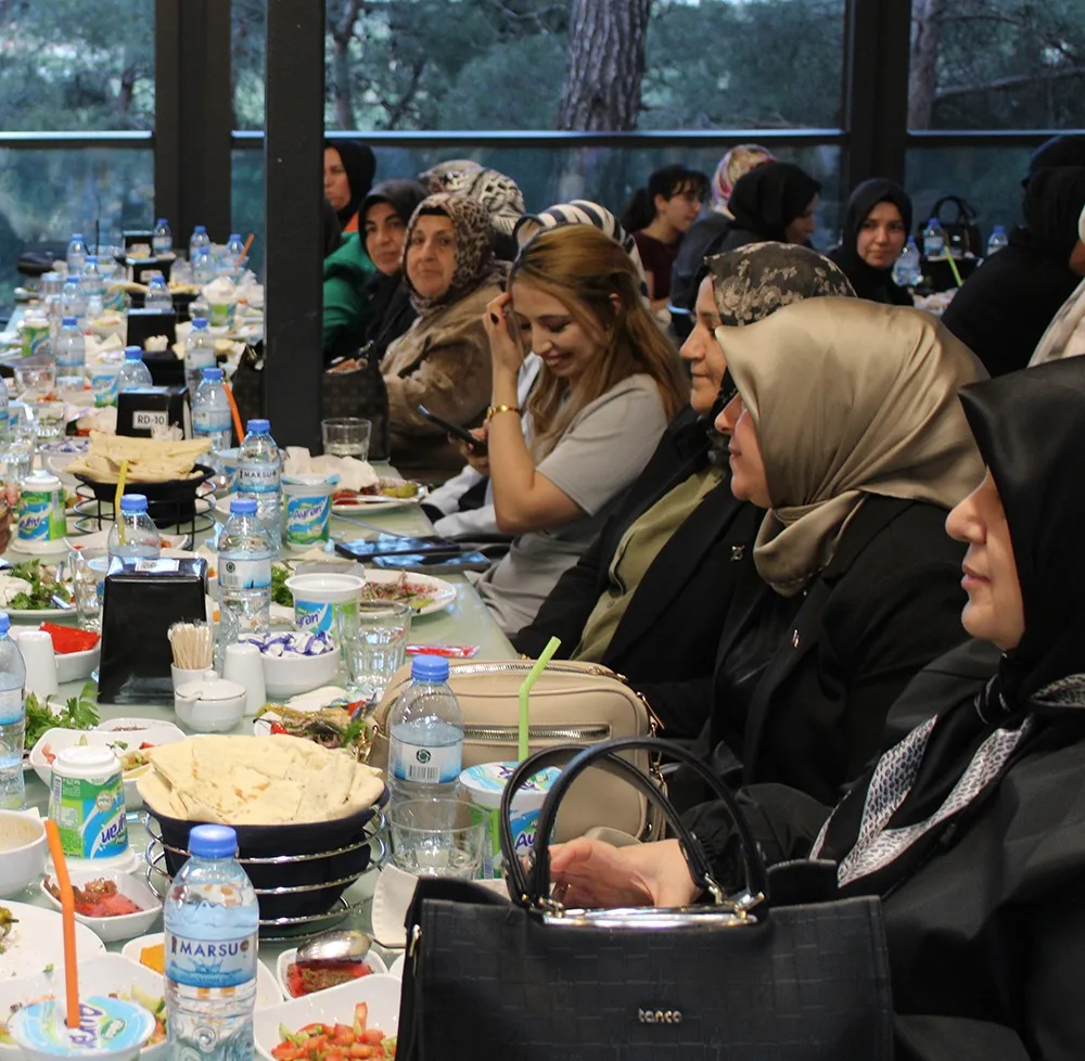 AK Parti Dulkadiroğlu’nda Dev Buluşma: "Bu Maya Hiçbir Zaman Eskimez"
