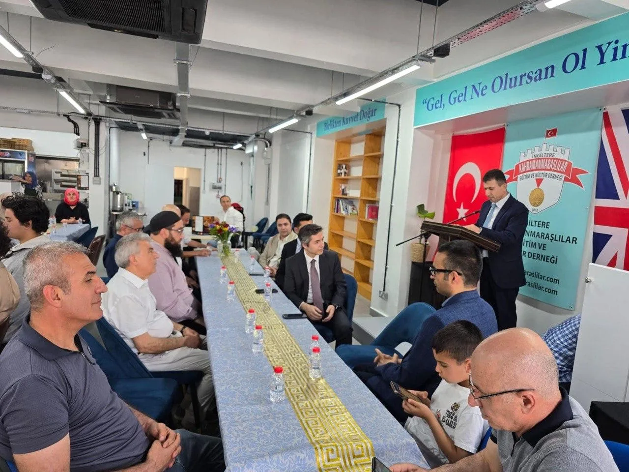 Londra’da Kahramanmaraşlılar Bayramlaştı