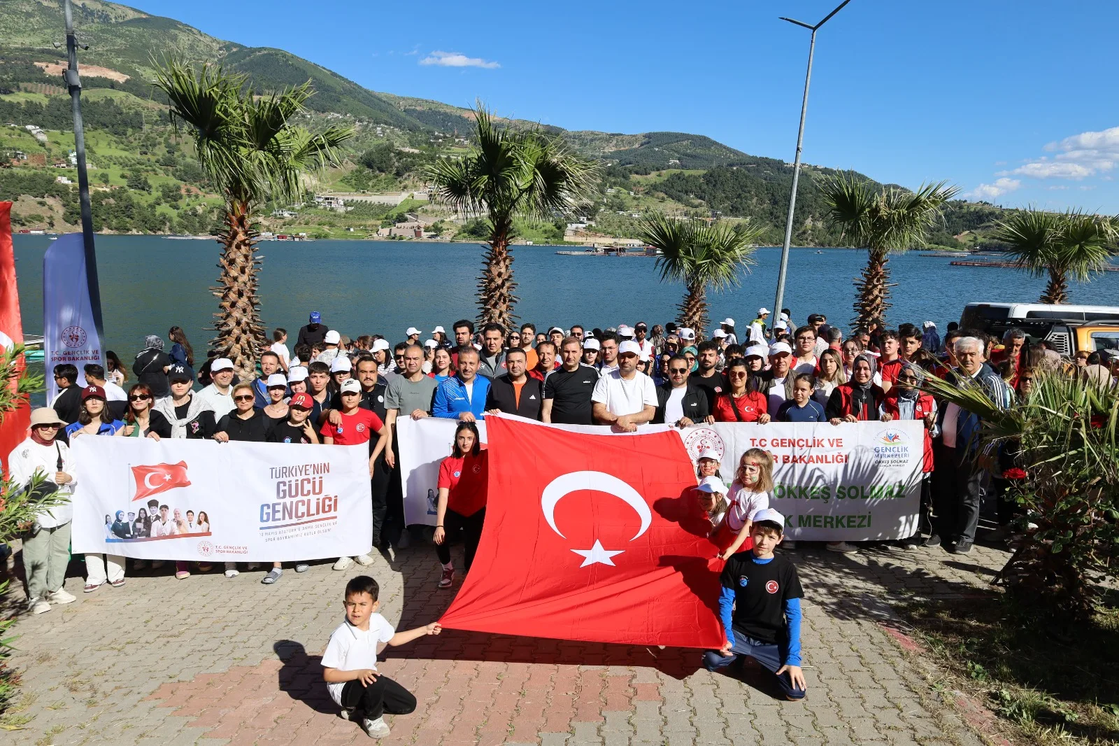 Maraş'ta 19 Mayıs Coşkusu Suya Taşındı: Kılavuzlu’da Muhteşem Manzaralar!