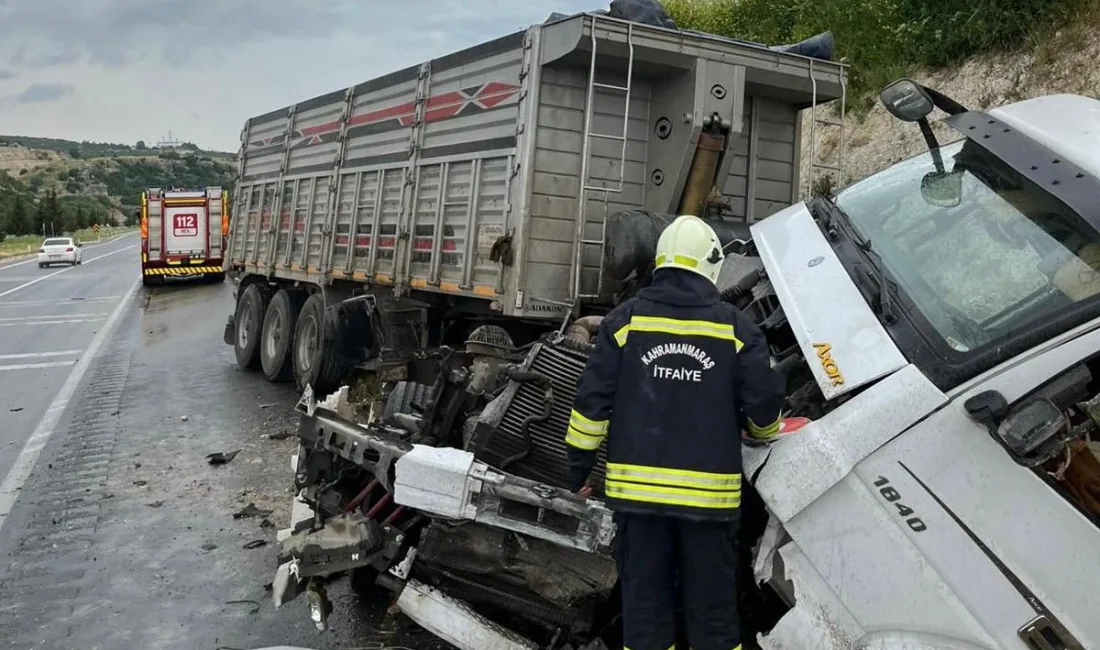 Kahramanmaraş-Gaziantep kara yolu Narlı mevkiinde meydana gelen tek taraflı trafik