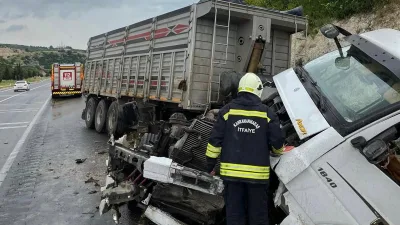 Kahramanmaraş-Gaziantep kara yolu Narlı mevkiinde meydana gelen tek taraflı trafik