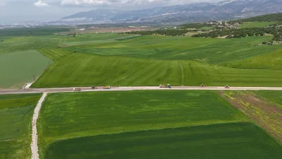 Kahramanmaraş Büyükşehir Belediyesi, kent genelinde ulaşım altyapısını güçlendirmeye yönelik çalışmalarını