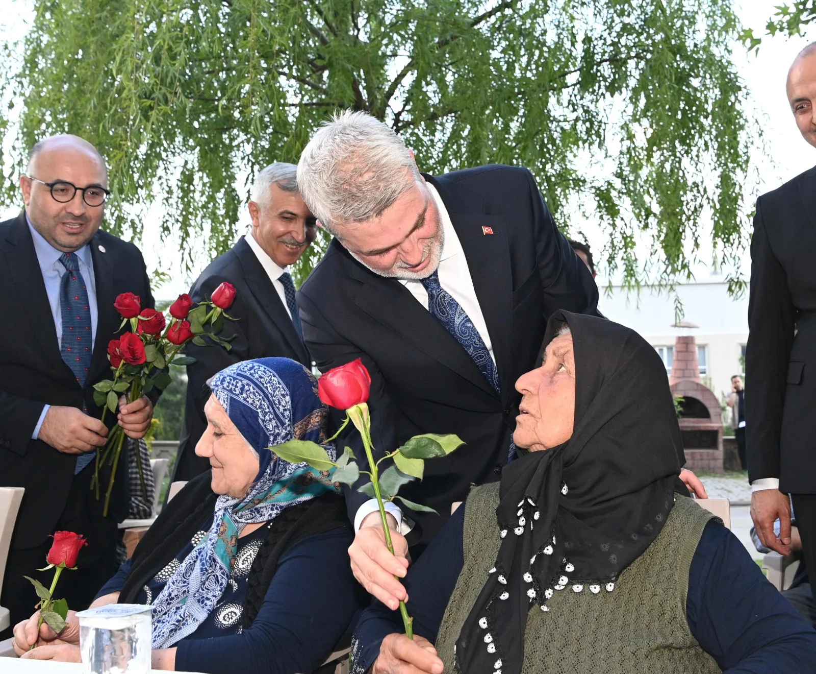 Kahramanmaraş’ta Bayram Coşkusu Şehrin Ulu Çınarlarıyla Paylaşıldı
