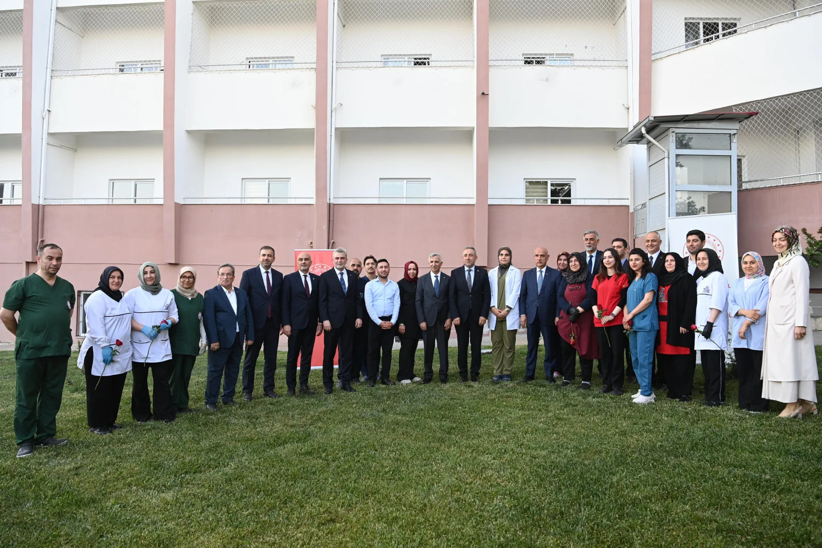 Kurban Bayramı’nın ilk günü Şehit Hakan Duyğal Huzurevi, Yaşlı Bakım