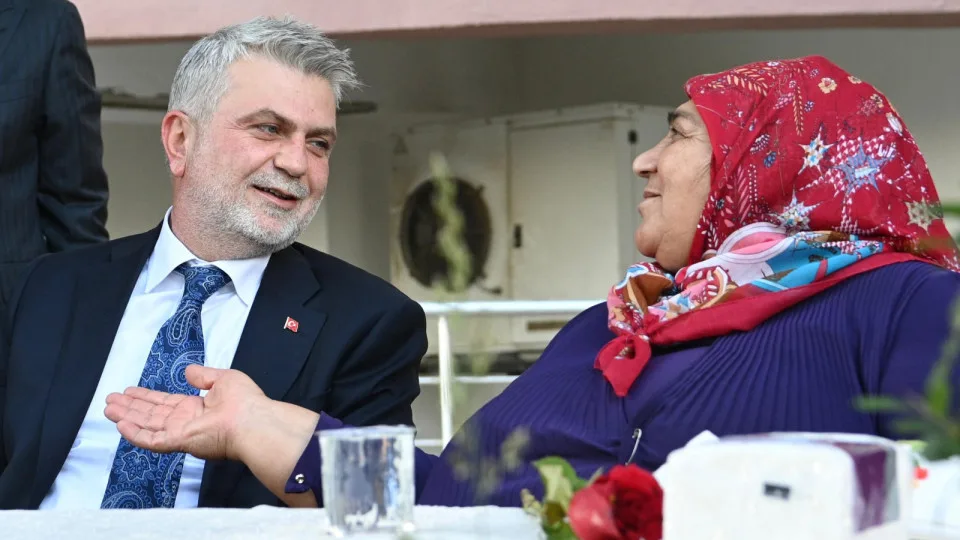 Kahramanmaraş’ta Bayram Coşkusu Şehrin Ulu Çınarlarıyla Paylaşıldı