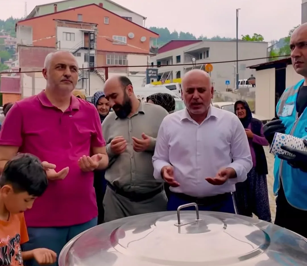 Kardeşlik ve Bereket Aynı Kazanda Buluştu