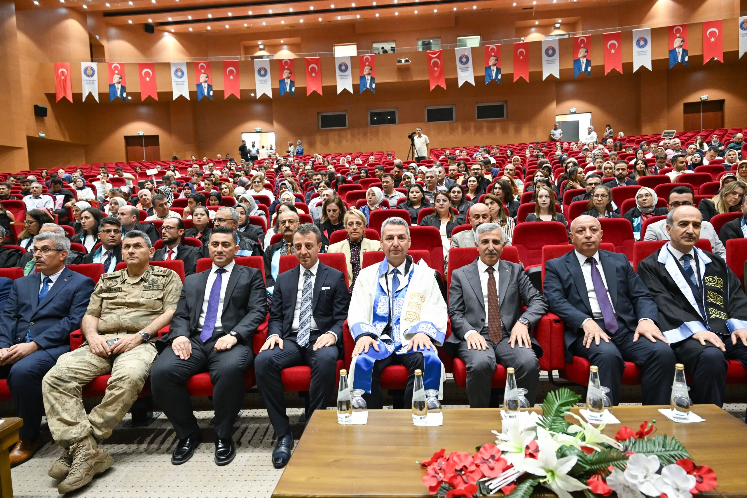 KSÜ Mezunlarını Törenle Uğurladı!