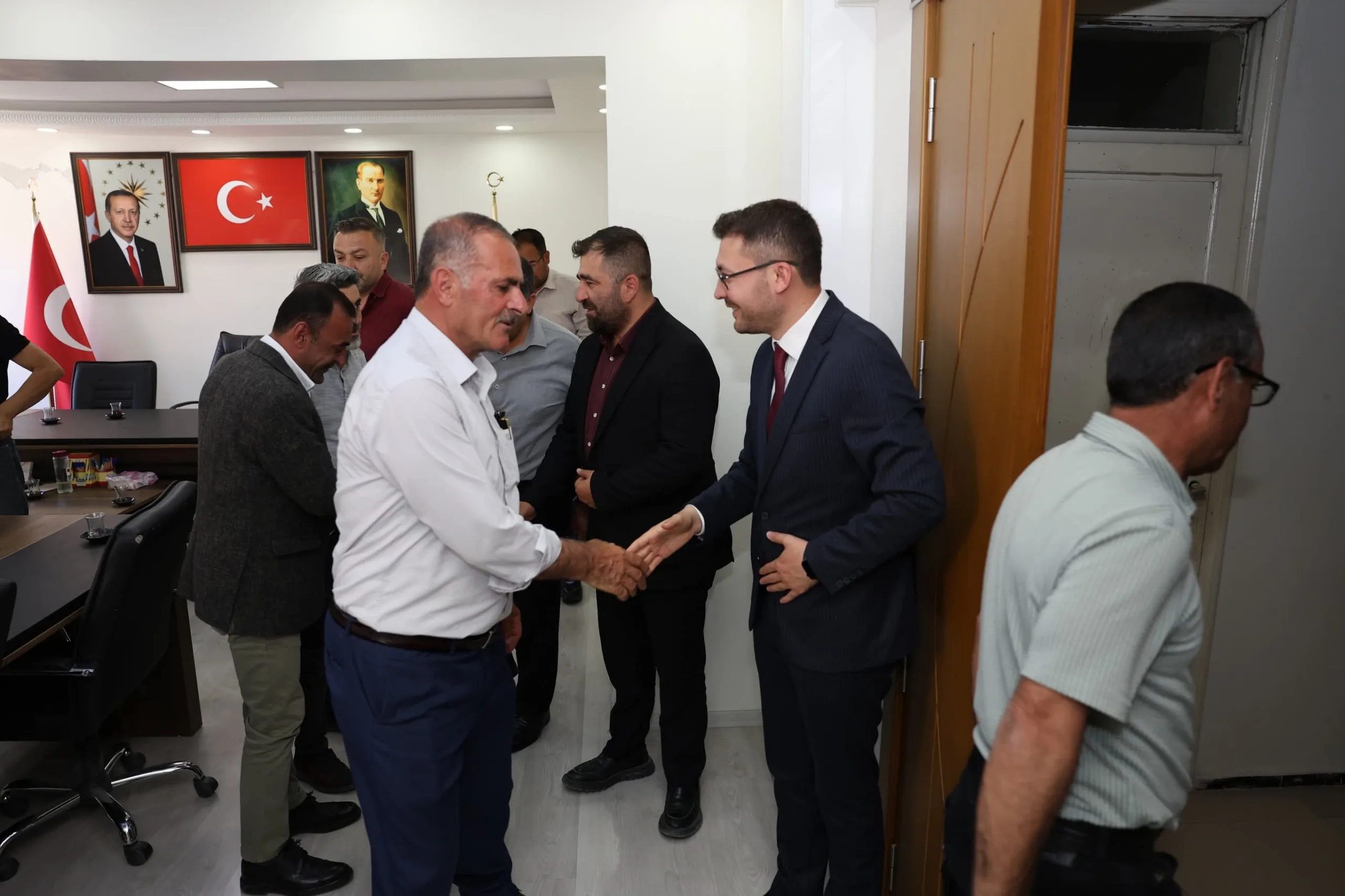 Başkan Göktaş, Muhtarlarla Mahallelerin Geleceğini Masaya Yatırdı