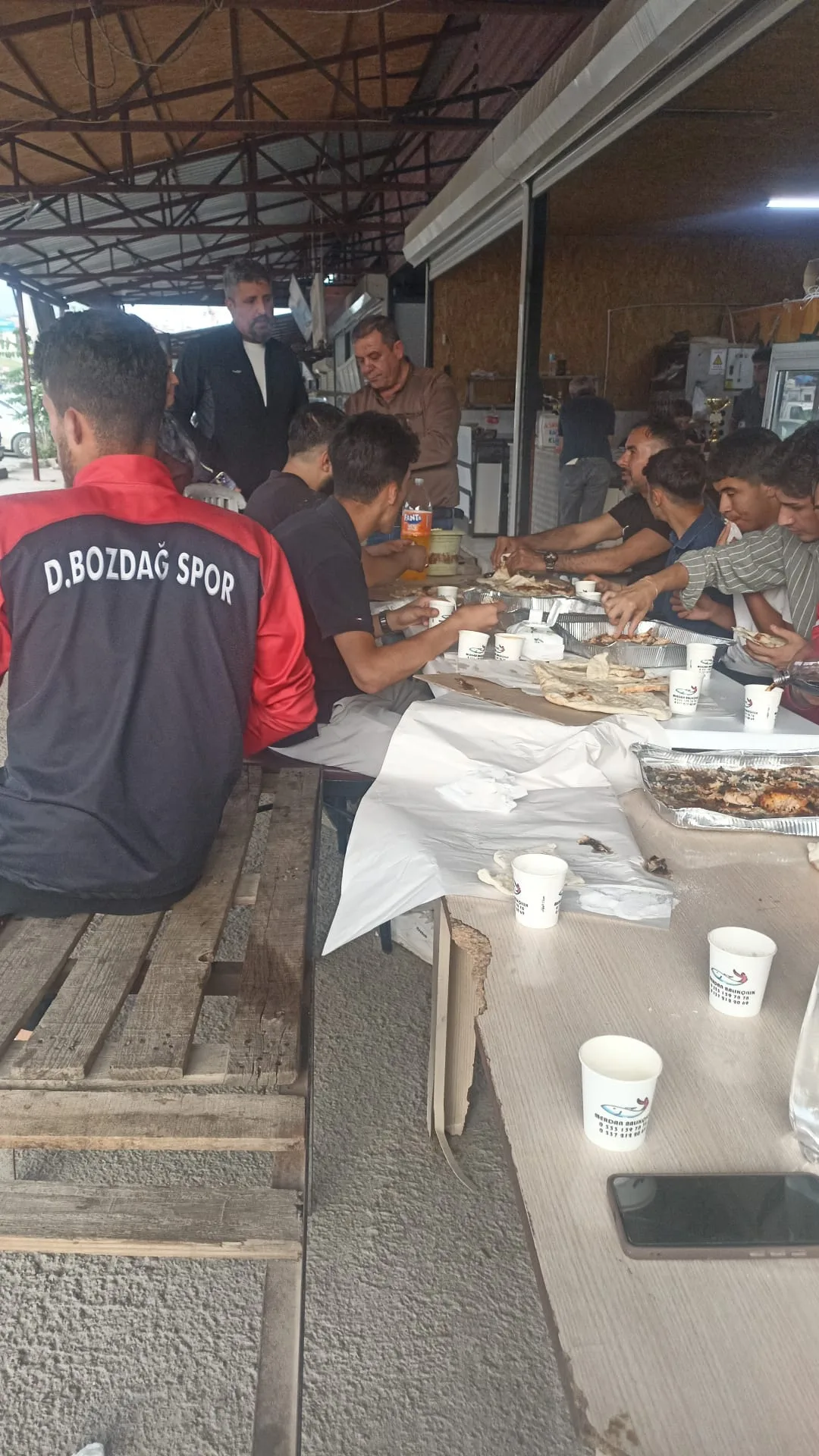 Kahramanmaraş 2. Amatör Küme Lideri Döngele Bozdağspor Şampiyonluğu Yemekle Kutladı!