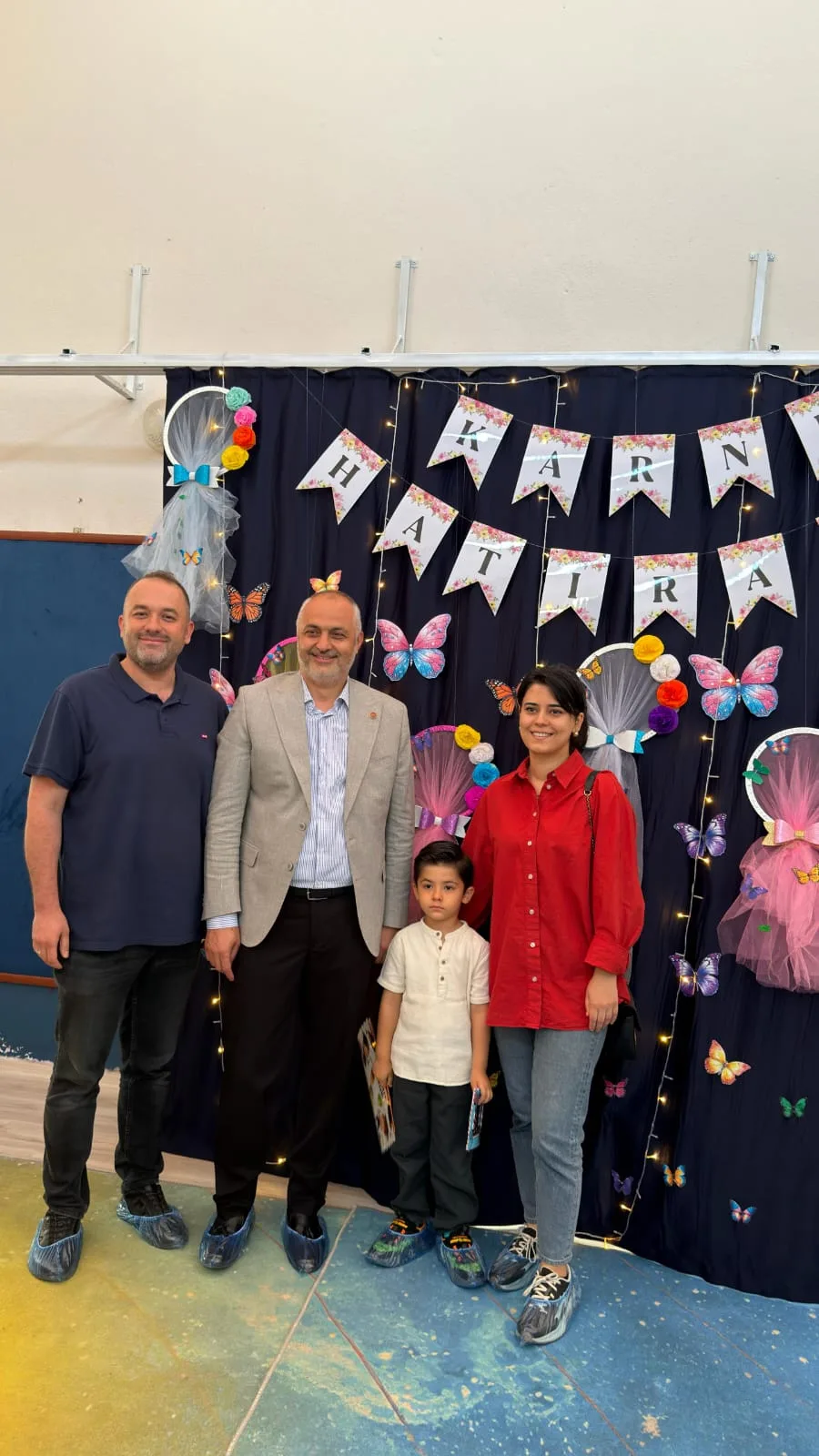 Andırın'da Öğrencilerin Karne Sevinci: Protokol Yalnız Bırakmadı