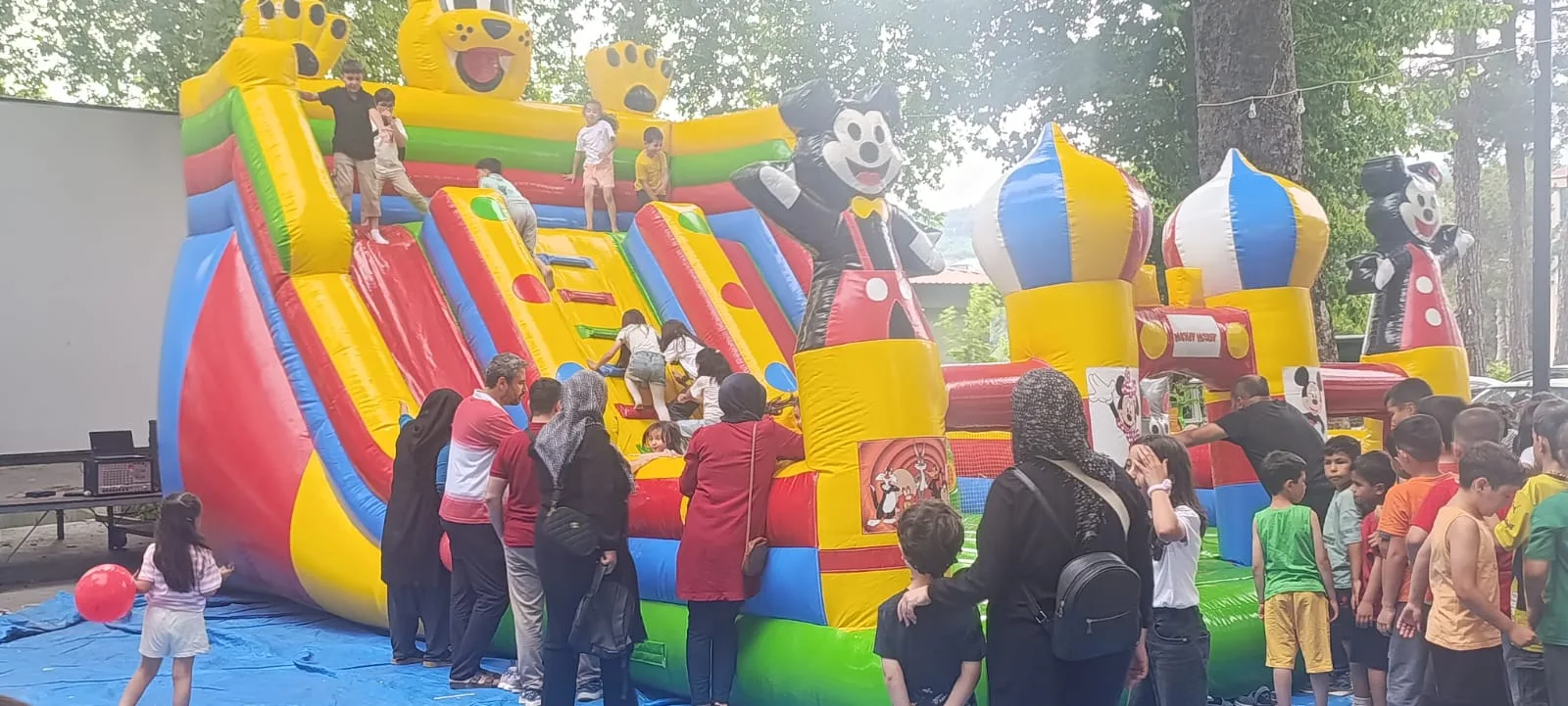 Kışla Bahçesi Çocuk Sesleriyle Şenlendi