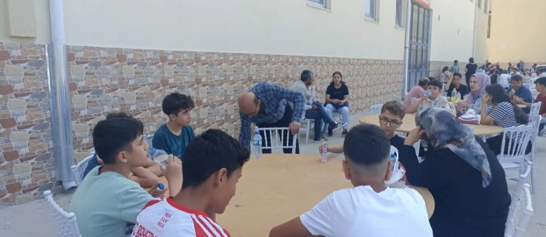 Andırın'da Lgs Heyecanı: 279 Öğrenci Geleceği İçin Ter Döktü