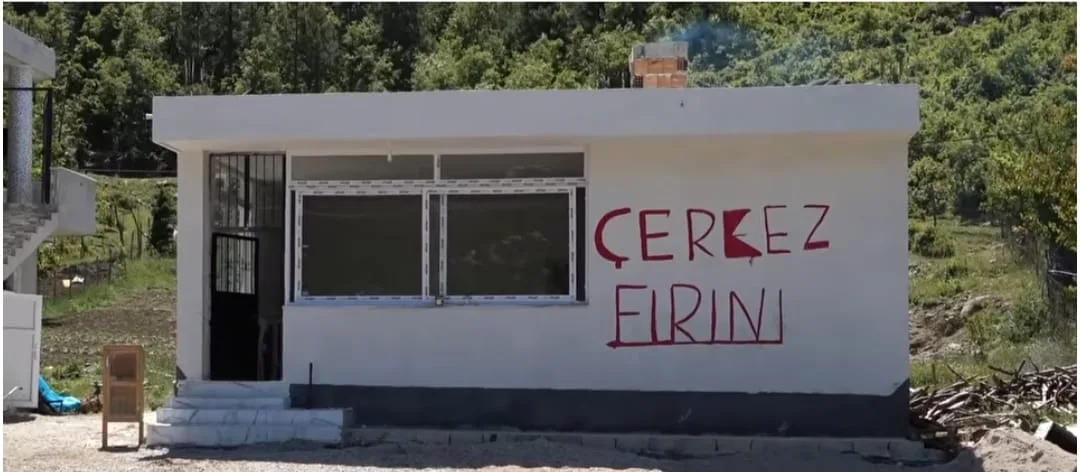 Meşhur Çerkez Ekmeği Tezgahlardaki Yerini Aldı!