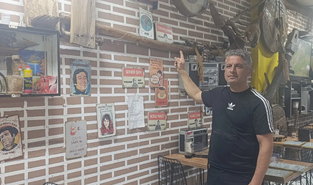 Kahramanmaraş’ın Andırın ilçesi Göksun Caddesi üzerinde faaliyet gösteren "Demlik Çay
