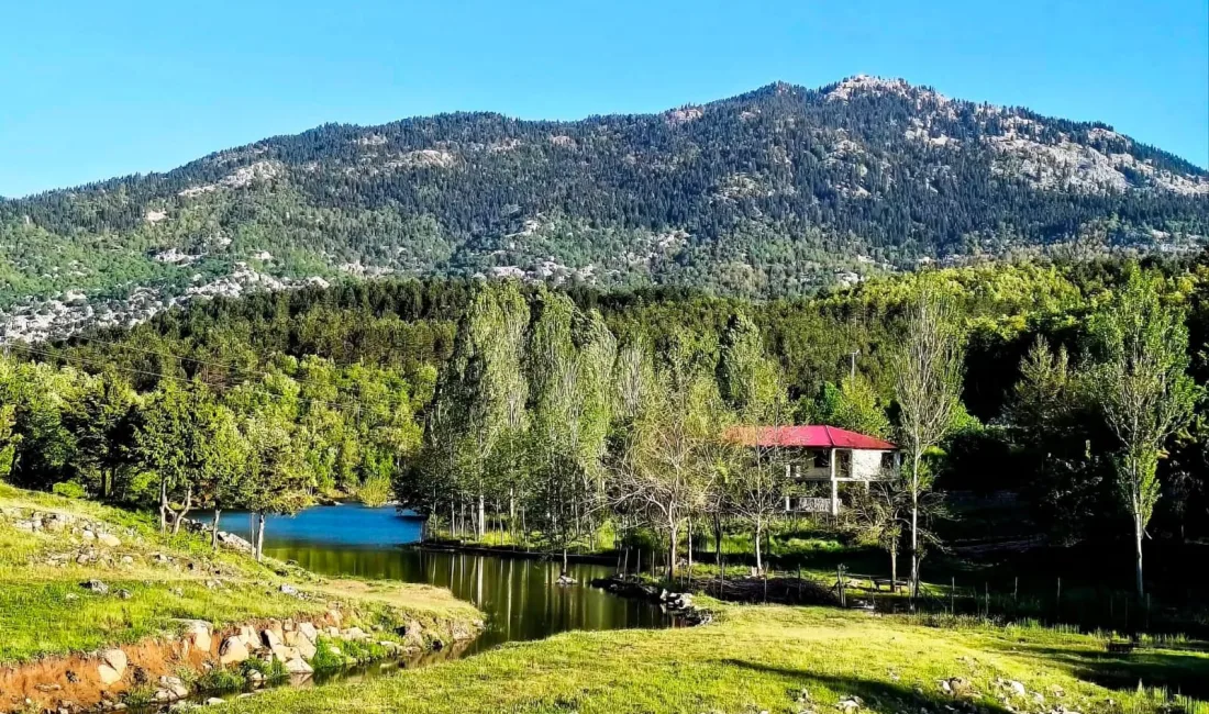 Kahramanmaraş’ın doğasıyla büyüleyen ilçesi Andırın, aylardır süren çetin kış şartlarının,