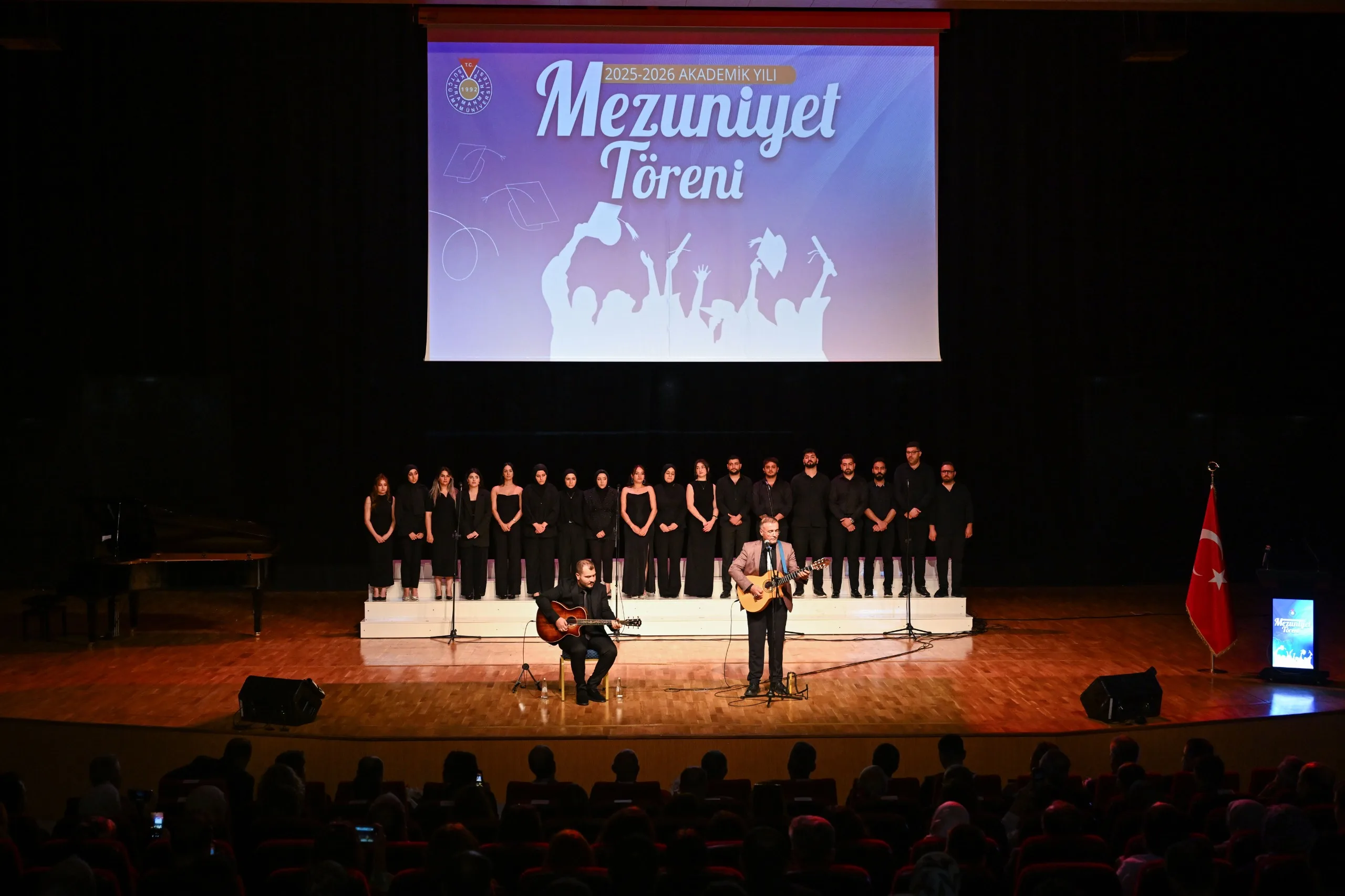 KSÜ Mezunlarını Törenle Uğurladı! KSÜ Mezunlarını Törenle Uğurladı!