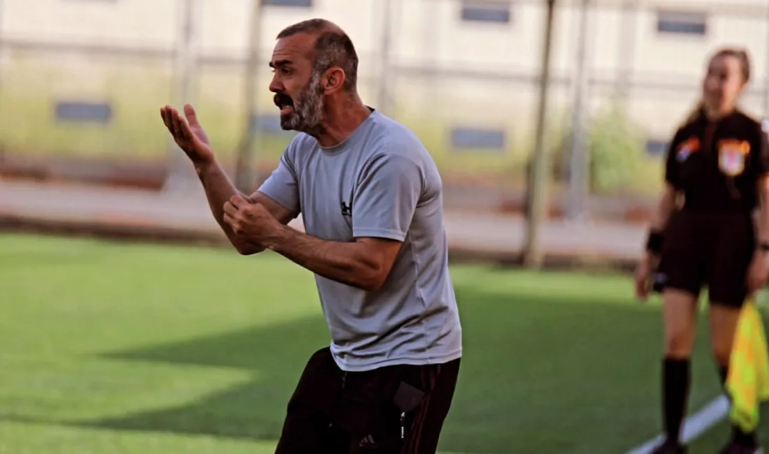 Kahramanmaraş'ta gençlerin spor yoluyla gelişimine katkı sunan AS Vefaspor Antrenörü
