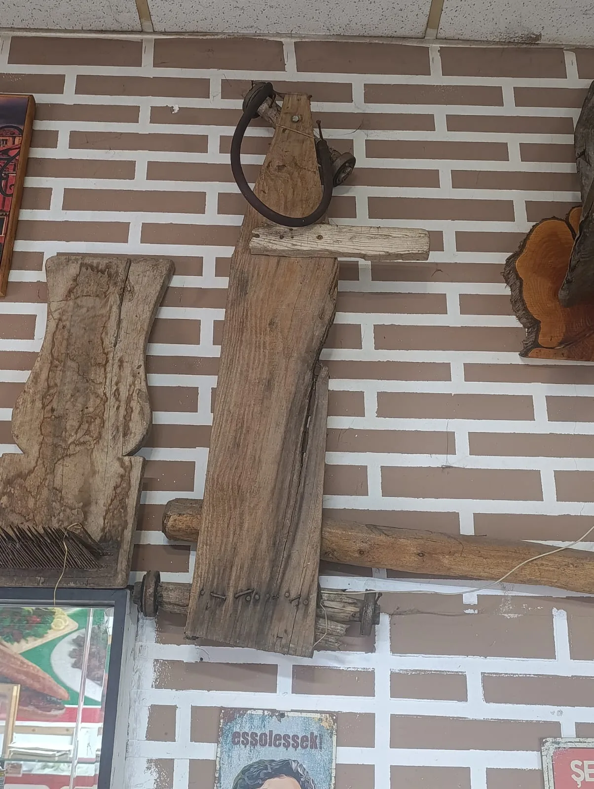 Andırın’da Bir Çay Evi Değil, Adeta Tarih Müzesi!