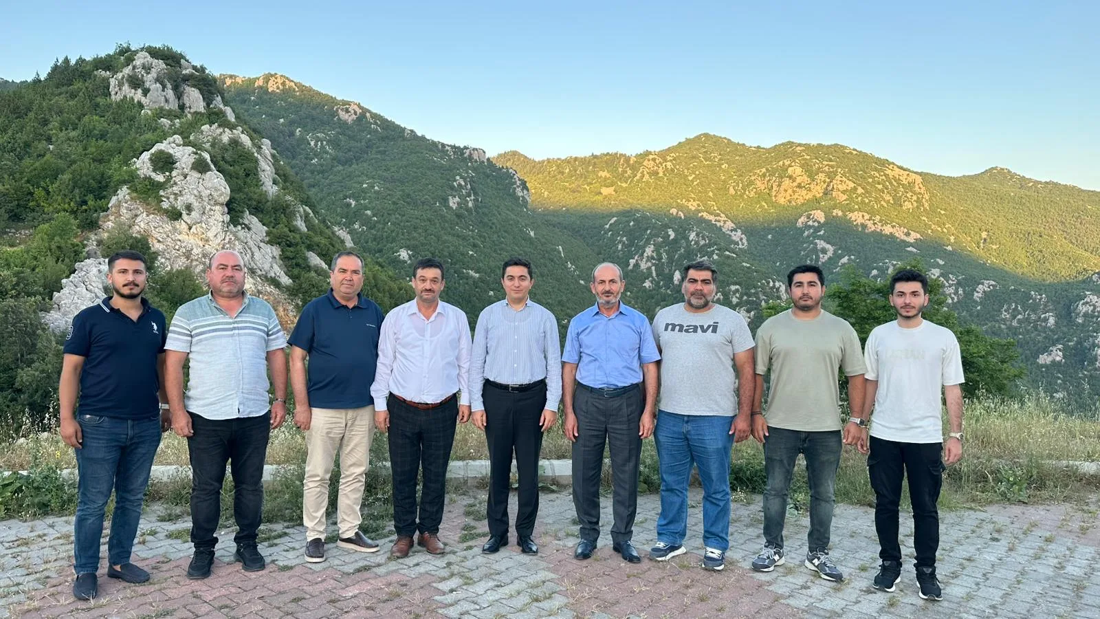 Akdeniz Kahramanmaraş Dernekler Federasyonun'dan Kaymakam Mustafa Arslanşahin'e Veda Yemeği