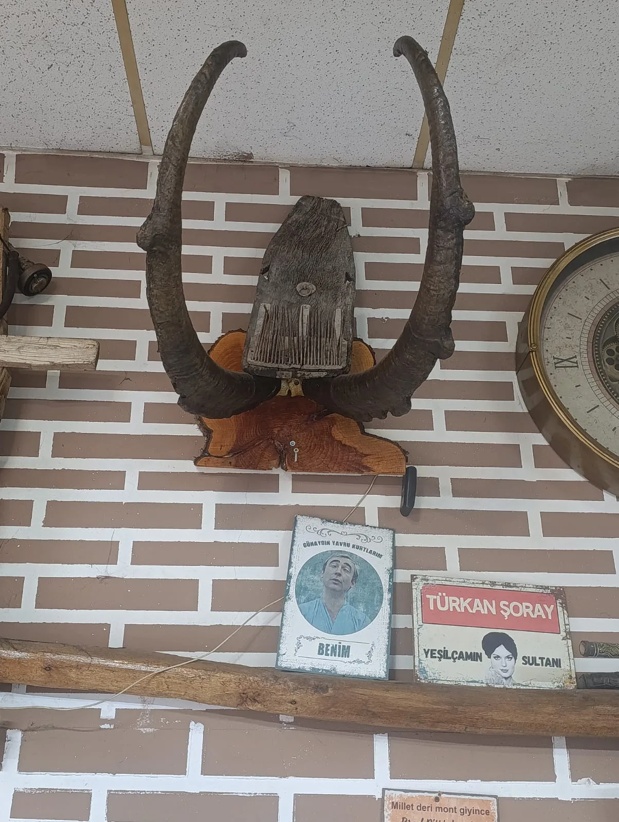 Andırın’da Bir Çay Evi Değil, Adeta Tarih Müzesi!