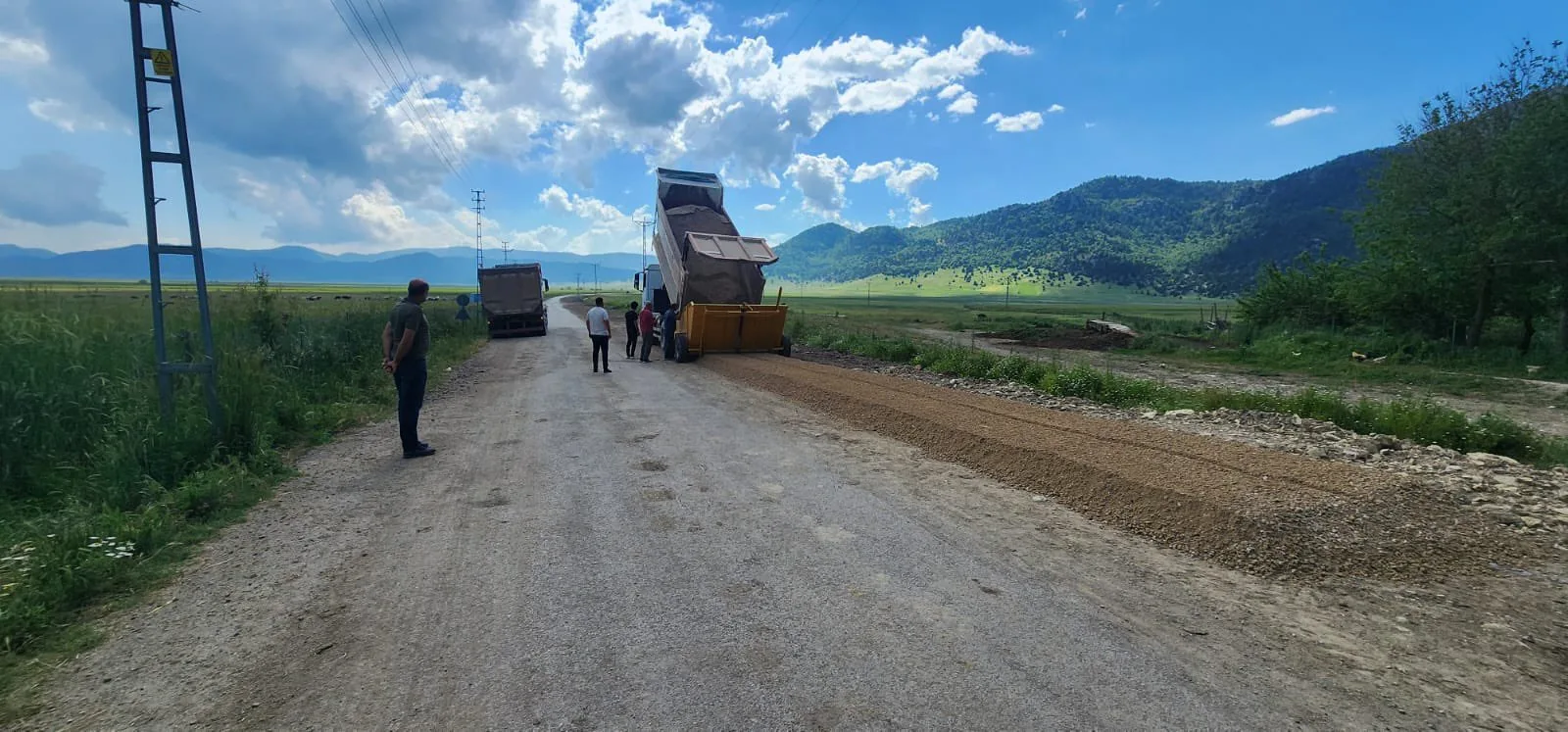 Andırın’da Ulaşım Reformu: Altınyayla - Akgümüş Grup Yolunda Asfaltlama Başladı!