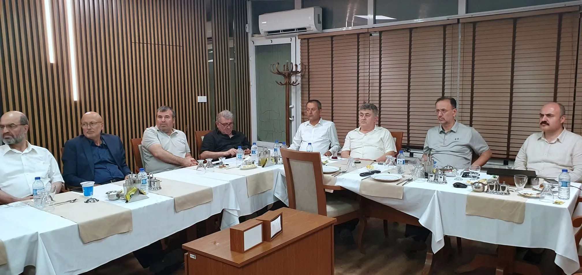 Afşinli Hayırseverler İstanbul’da Buluştu: Eğitim ve Dayanışma Mesajı Verildi
