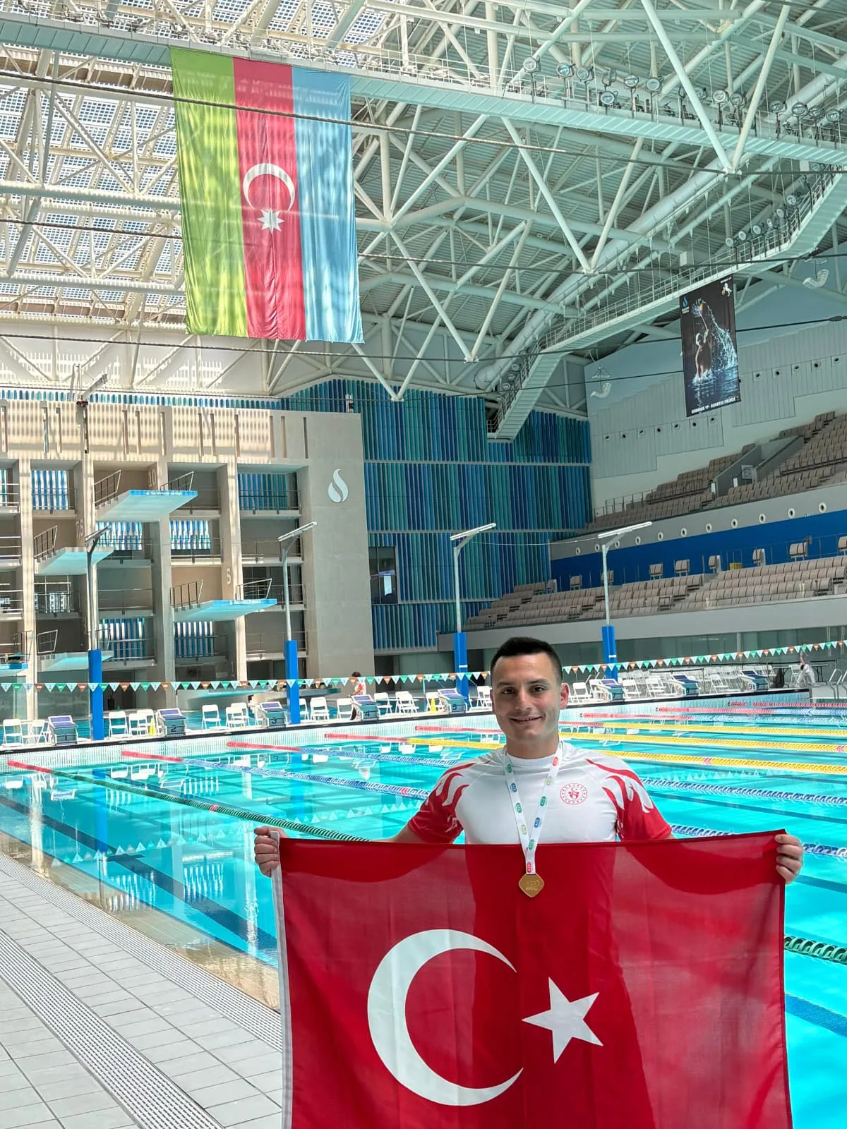 Kahramanmaraşlı Yüzücü Türk Devletleri Şampiyonu!
