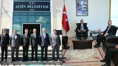 KSÜ Rektörü Prof. Dr. İbrahim Taner Okumuş, Afşin’e çıkarma yaptı.