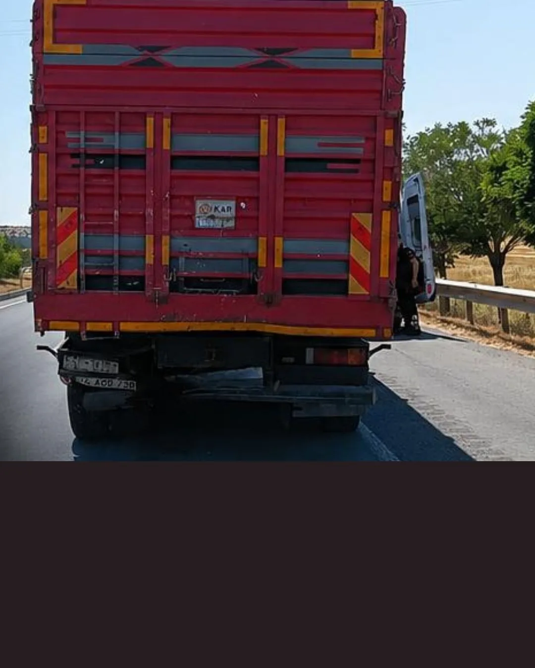Kapıçam’da Can Pazarı: Sürücü Sıkıştığı Yerden Kurtarıldı!