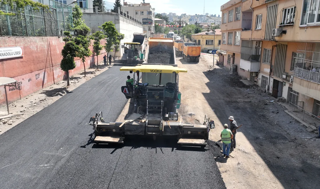 Kahramanmaraş Büyükşehir Belediyesi, asfalt programı kapsamında 22 – 28 Haziran