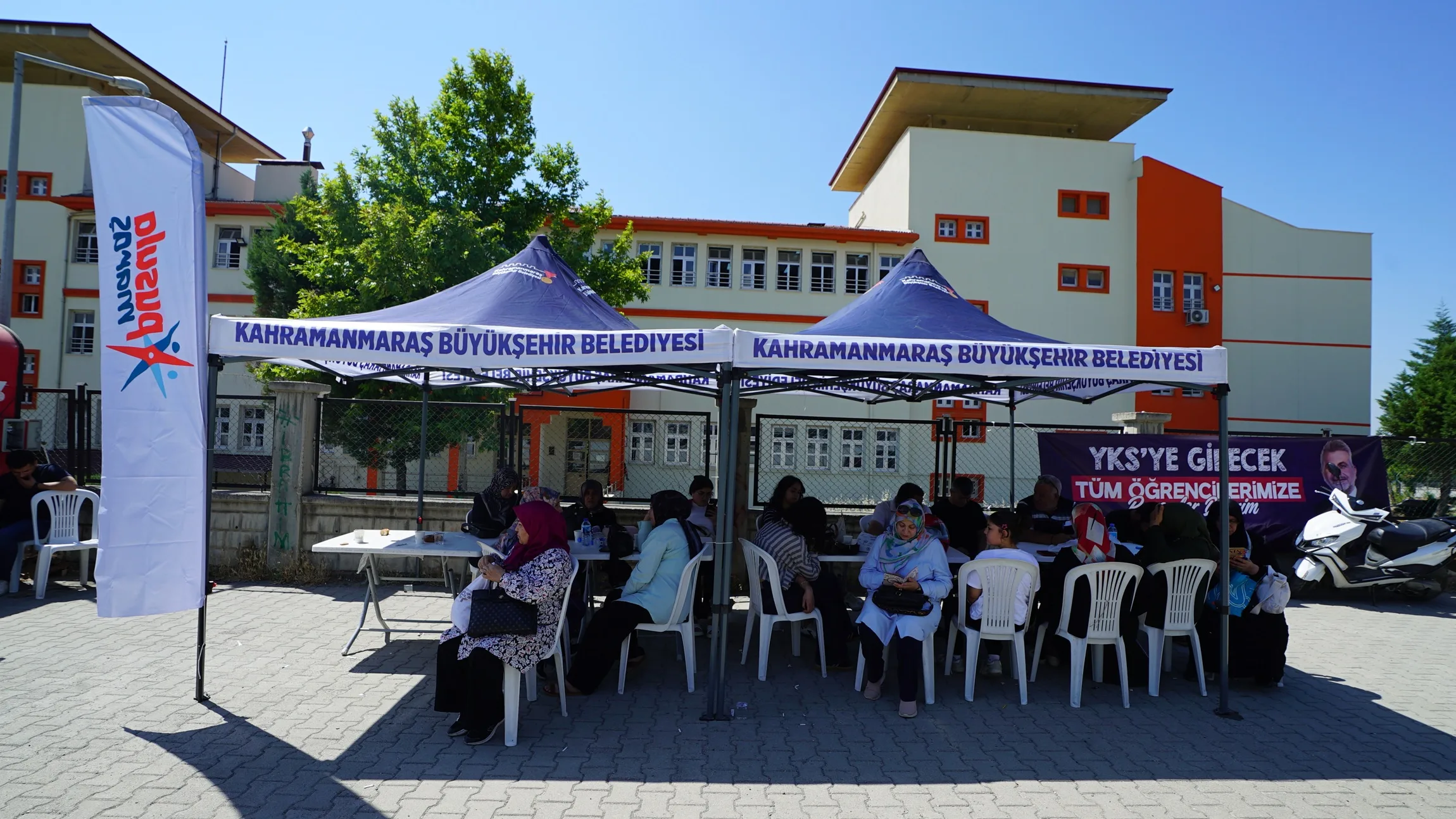 Büyükşehir’in Geleneksel YKS Desteği Yine Beğeni Kazandı
