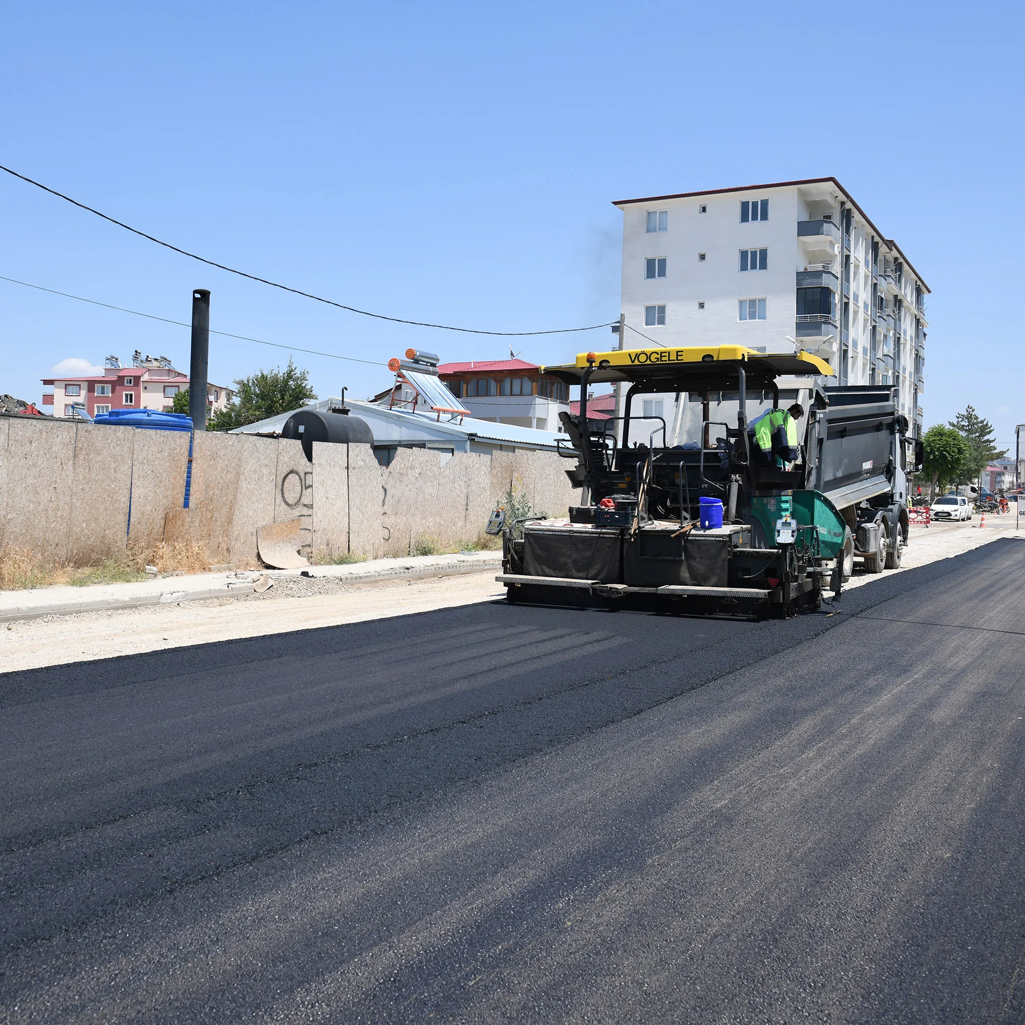 Elbistan Hacı Esat Efendi Caddesi Büyükşehir’le Modern Görünüme Kavuşuyor