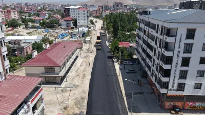 Büyükşehir Belediyesi, Elbistan’ın ulaşımdaki can damarlarından Hacı Esat Efendi Caddesi’nde