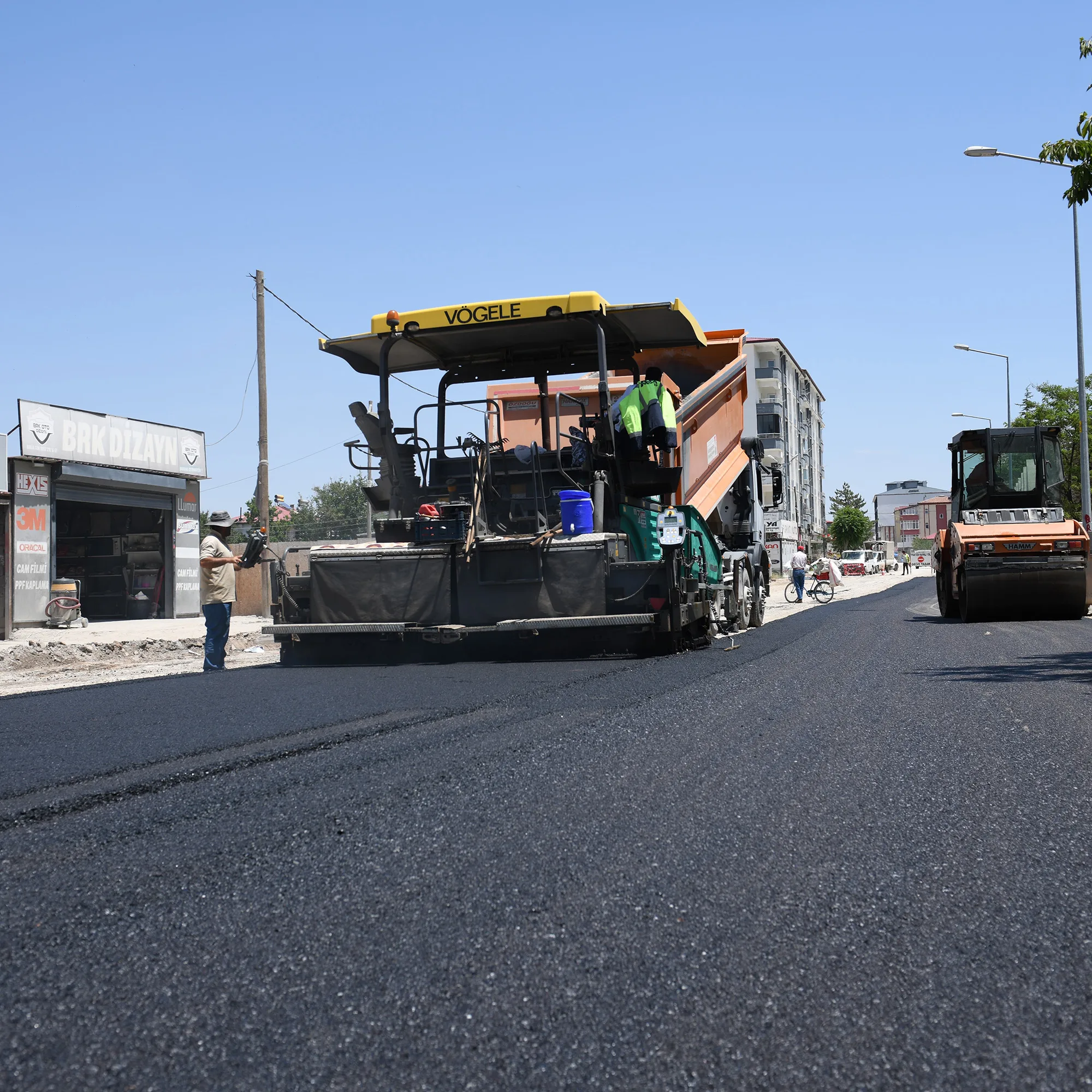 Elbistan Hacı Esat Efendi Caddesi Büyükşehir’le Modern Görünüme Kavuşuyor