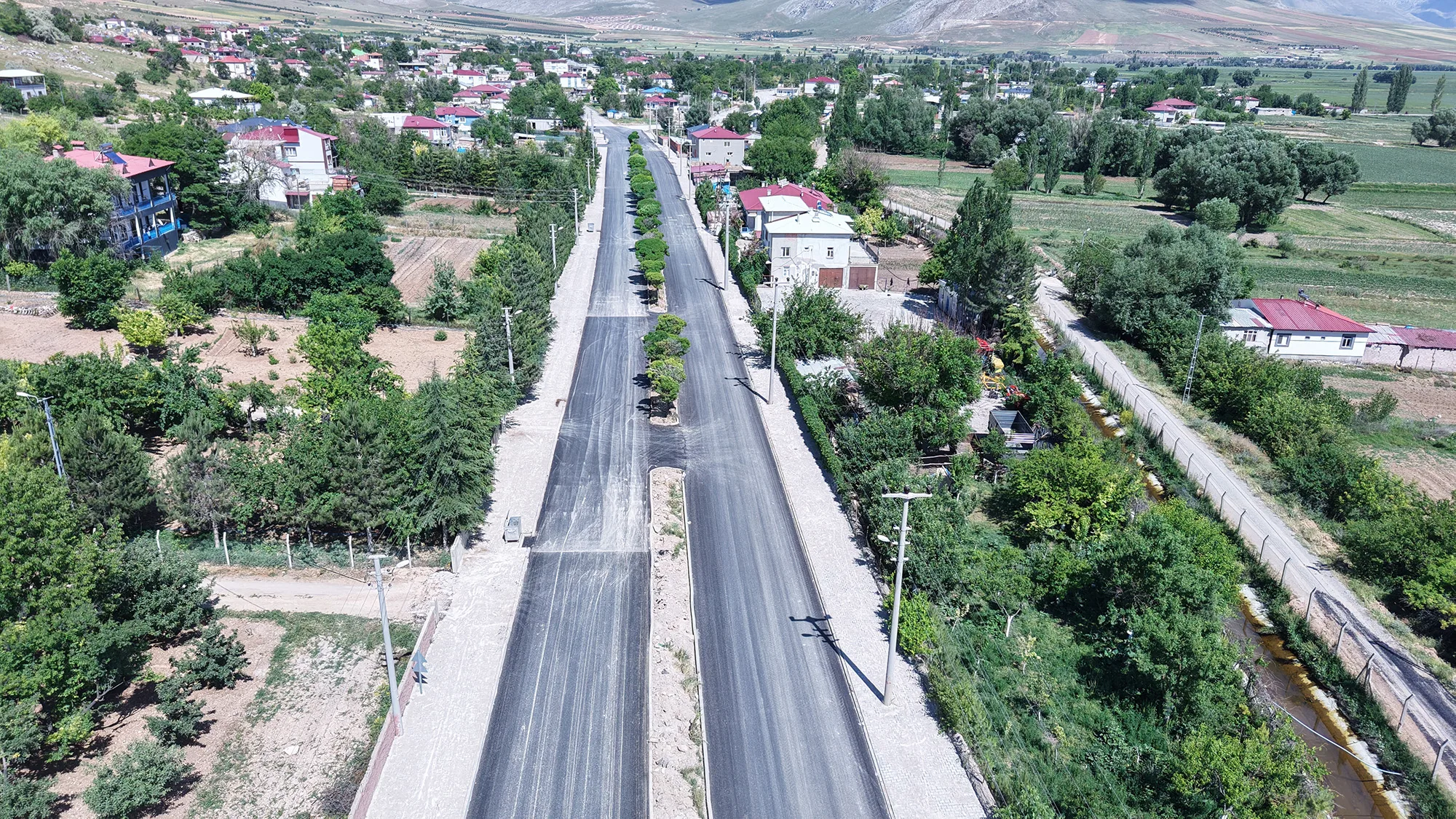 Büyükşehir’den Elbistan’a Ulaşım Atağı!