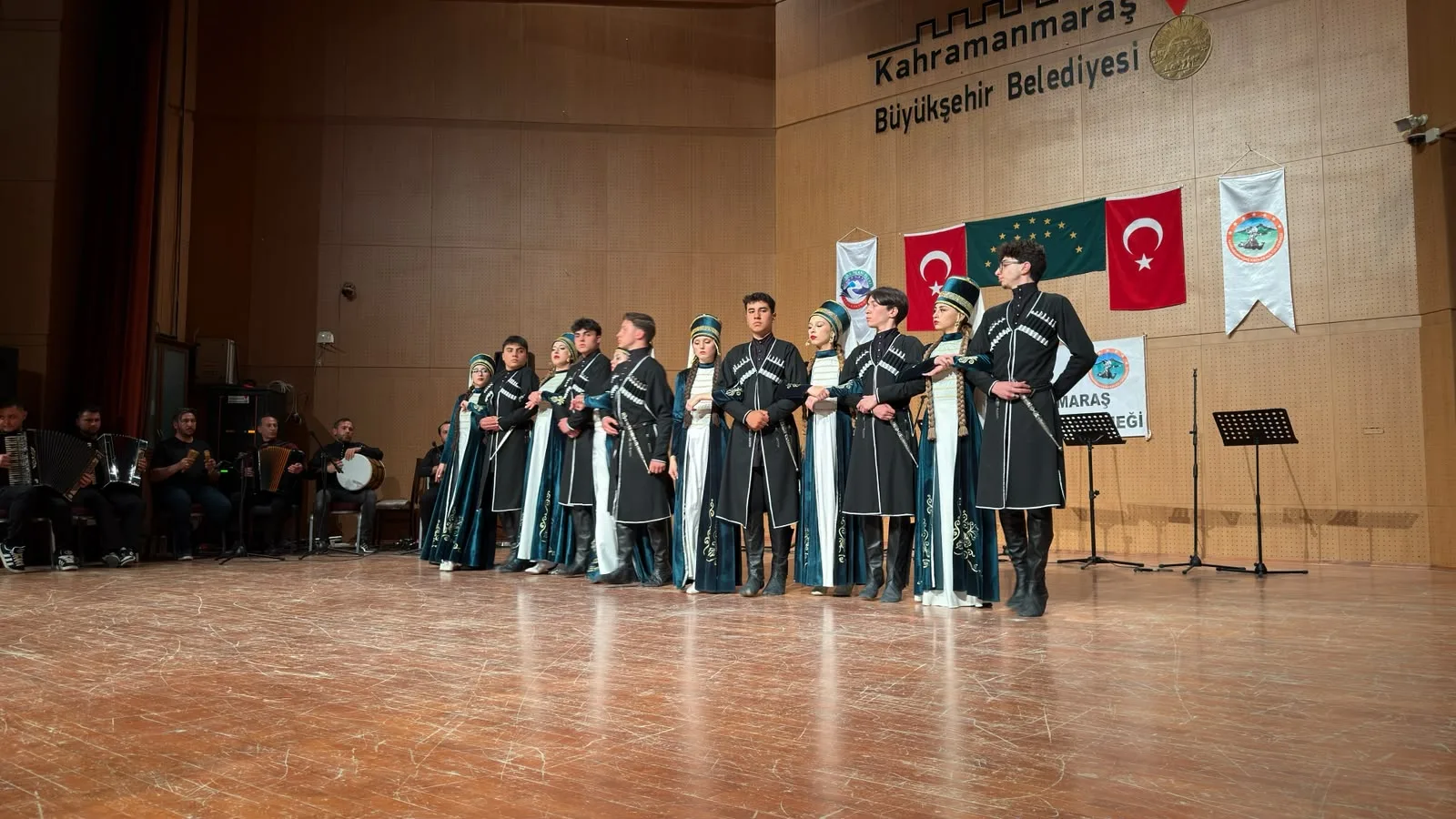 Kahramanmaraş’ta Kafkasya rüzgarı esti!